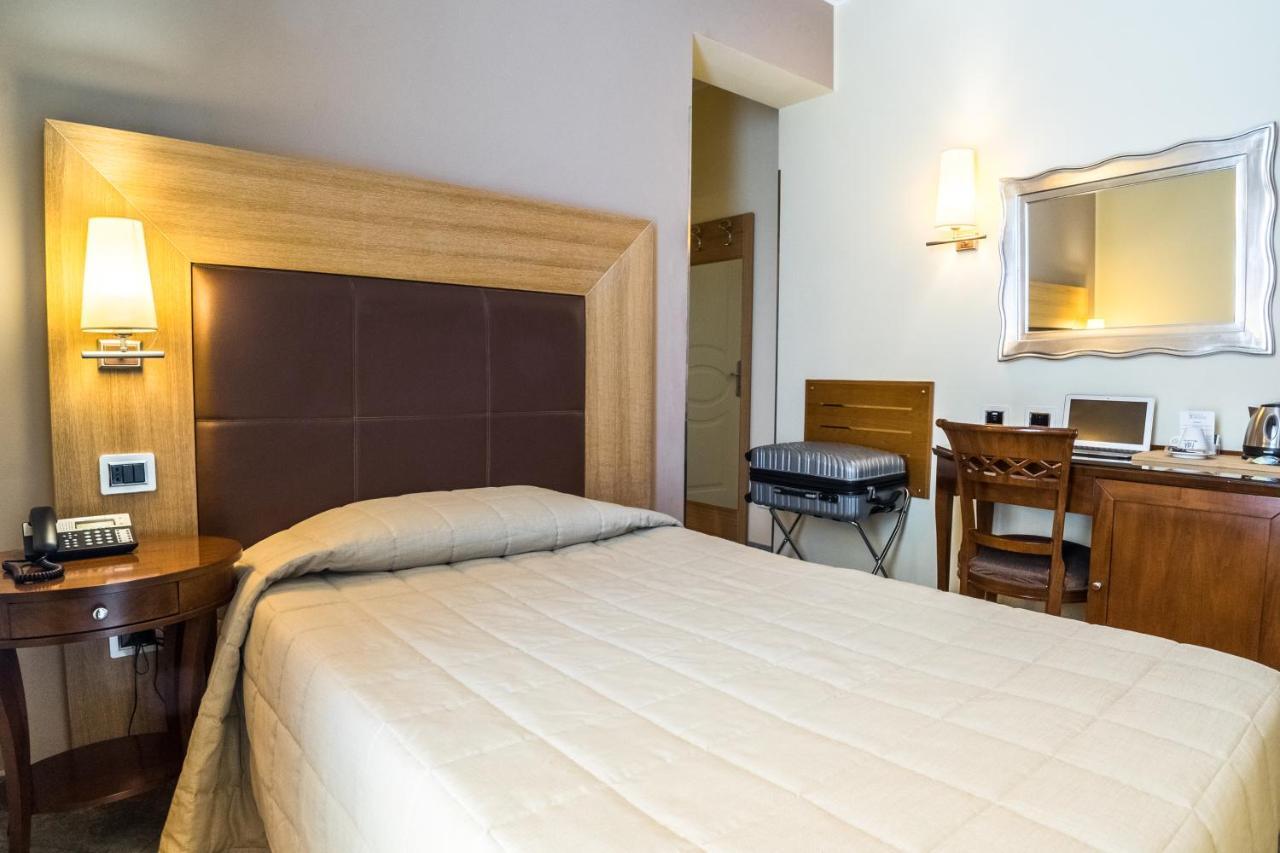 Classic Single Room,1216227604:JPEG